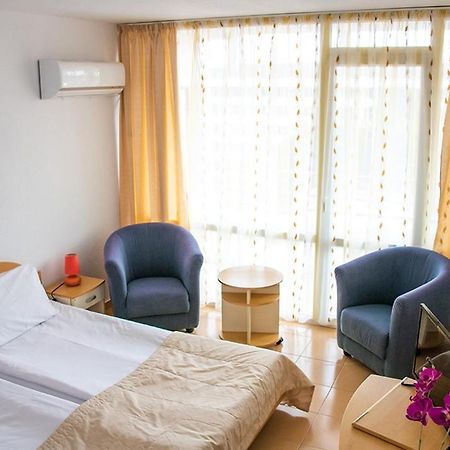 Hotel Mures Saturn Eksteriør billede