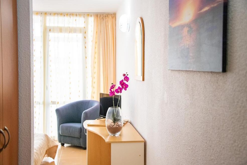 Hotel Mures Saturn Eksteriør billede