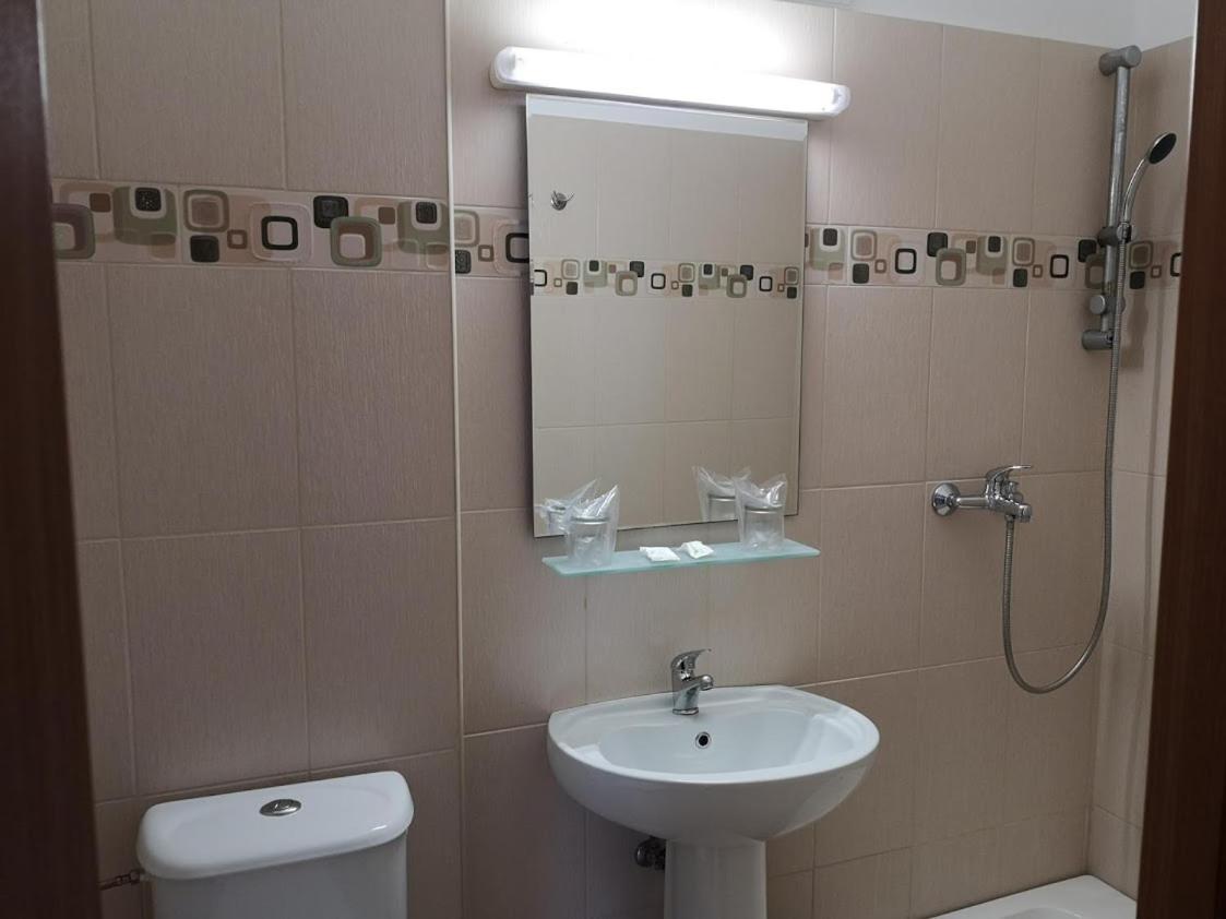 Hotel Mures Saturn Eksteriør billede