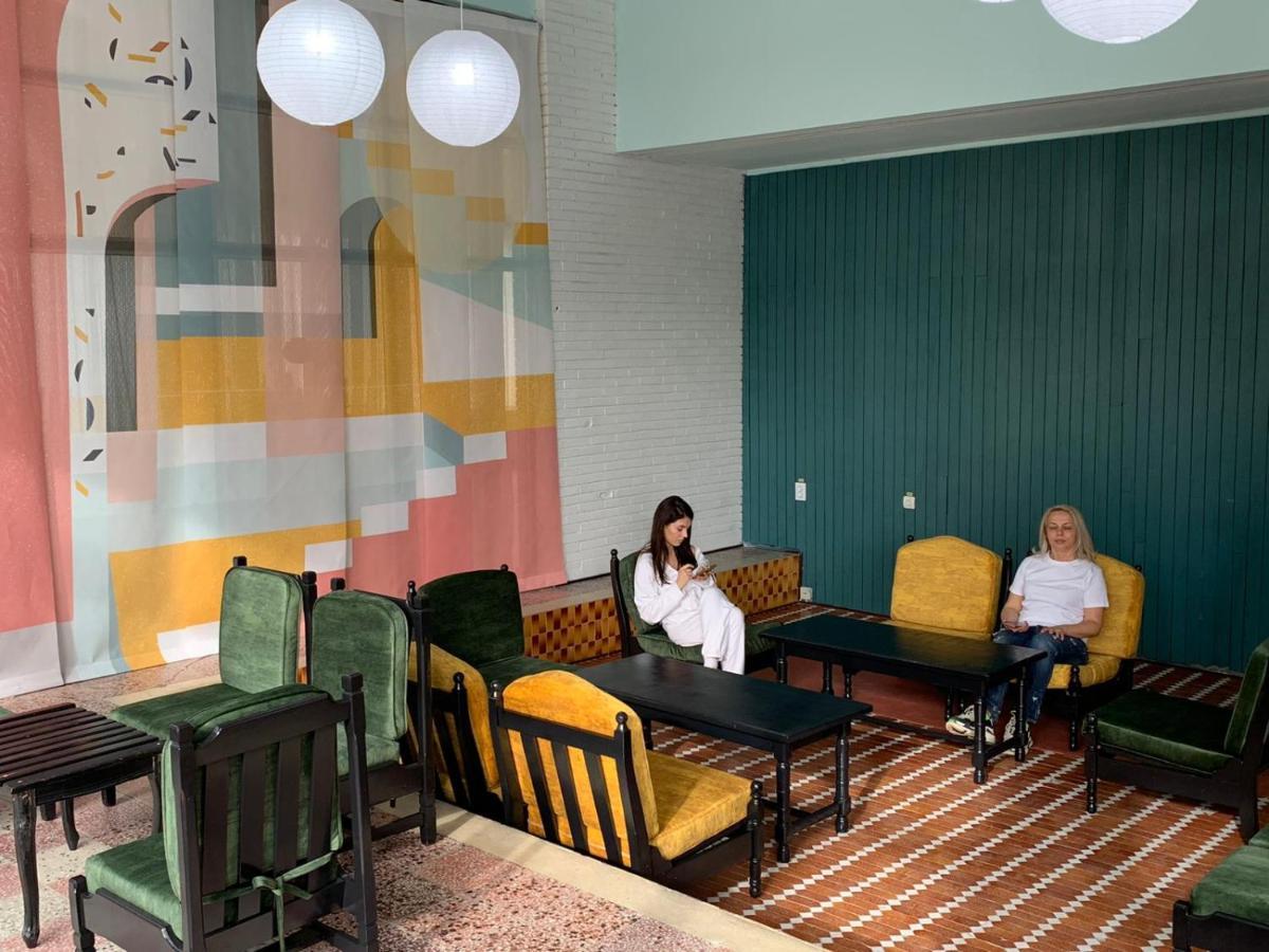 Hotel Mures Saturn Eksteriør billede